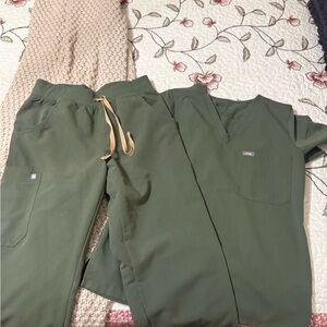 Olive Green Scrub Set, Figs